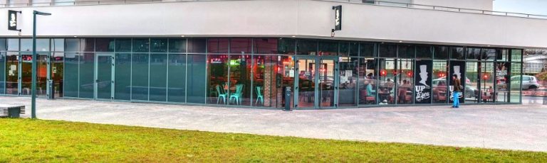 1 Place De La Paix Celeste 78180 Montigny Le Bretonneux